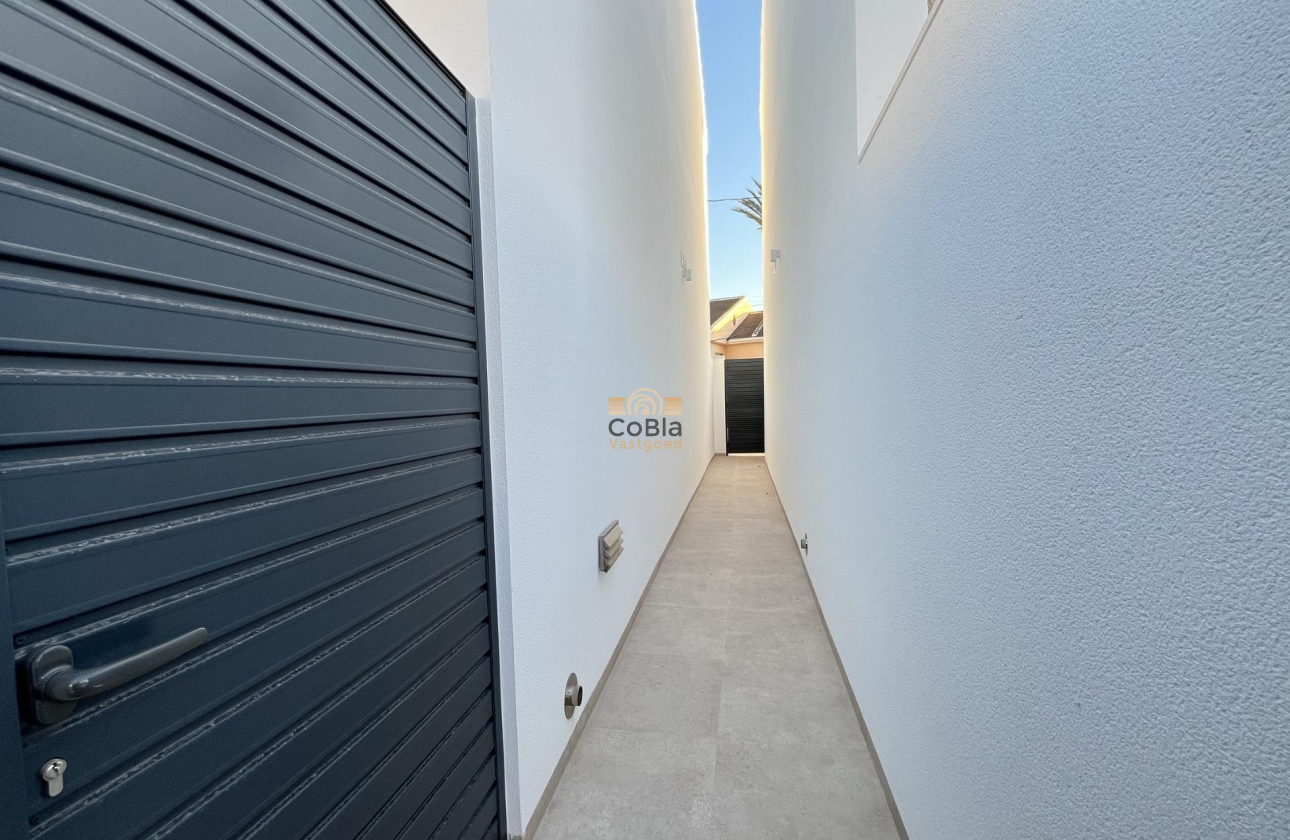 Neue Gebäude - Villa - San Pedro del Pinatar - Lo Pagan