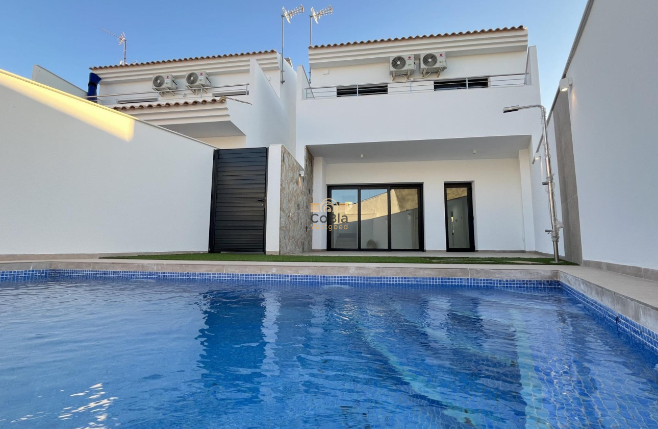 Neue Gebäude - Villa - San Pedro del Pinatar - Lo Pagan