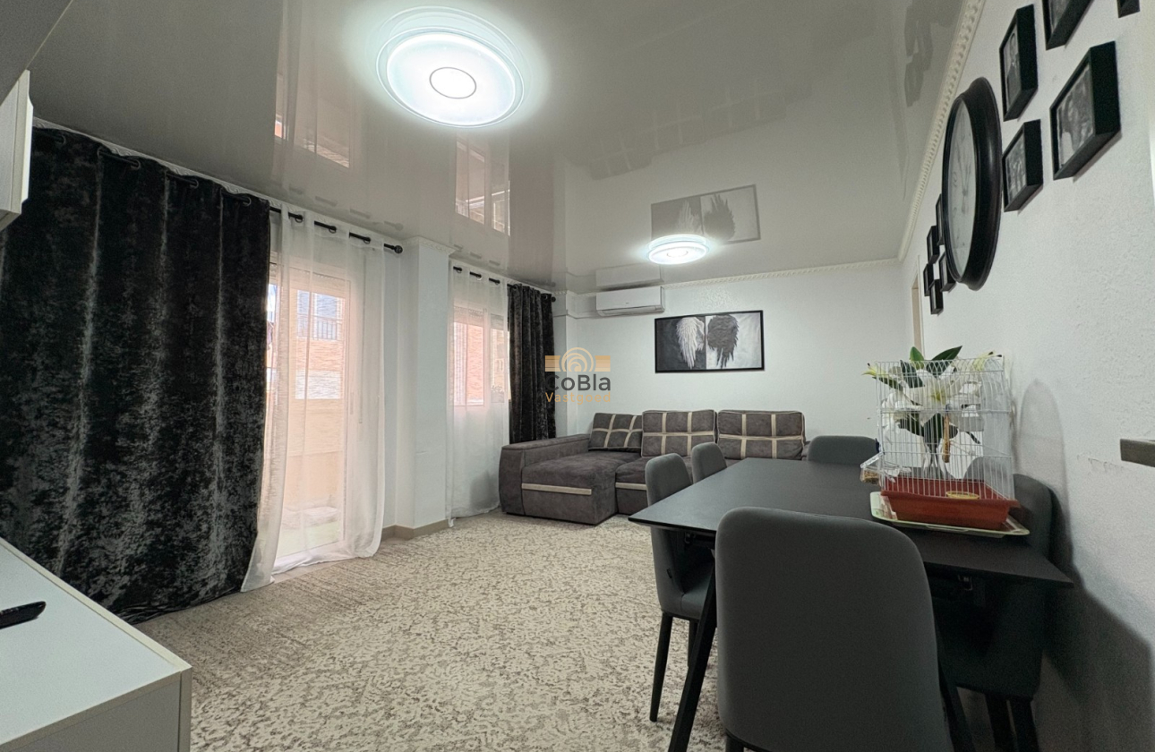 Wiederverkauf - Apartment - Torrevieja - Centro