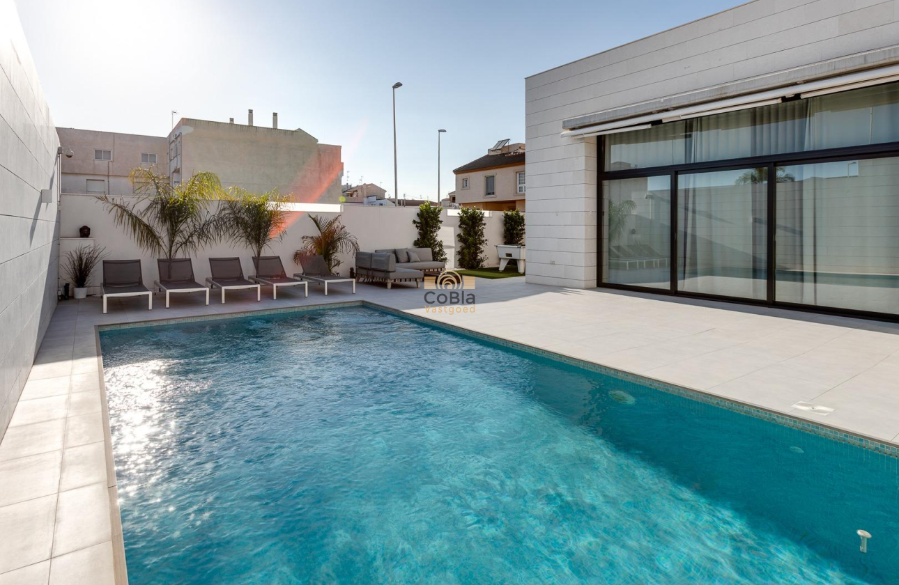 New Build - Villa - Pilar de la Horadada