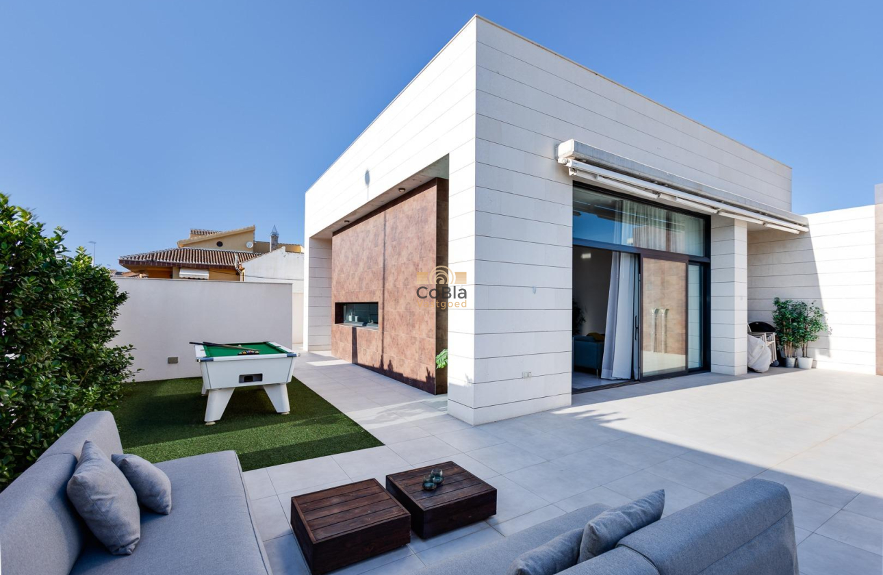 New Build - Villa - Pilar de la Horadada