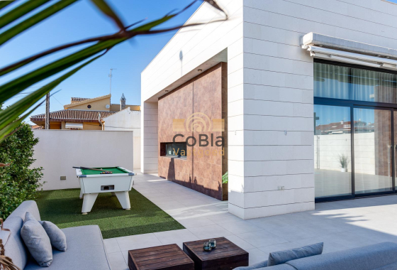 New Build - Villa - Pilar de la Horadada