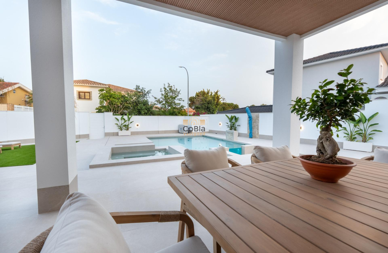 Nieuwbouw Woningen - Villa - Orihuela Costa - Campoamor