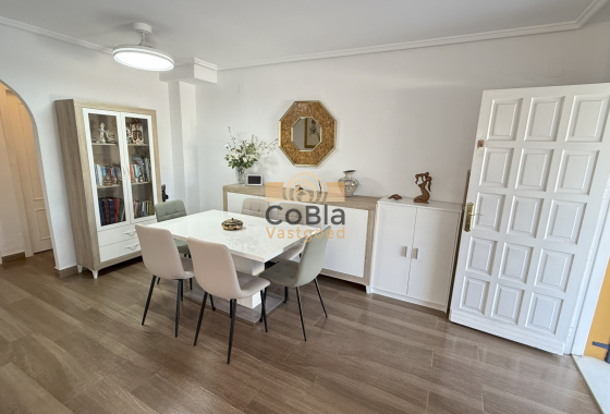 Herverkoop - House - Orihuela Costa - La Zenia