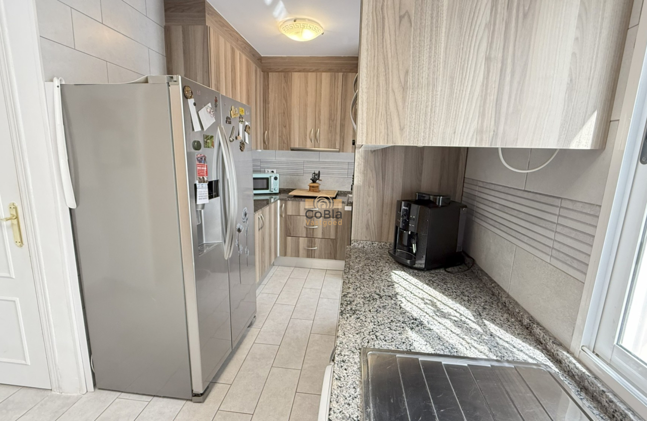 Herverkoop - House - Orihuela Costa - La Zenia