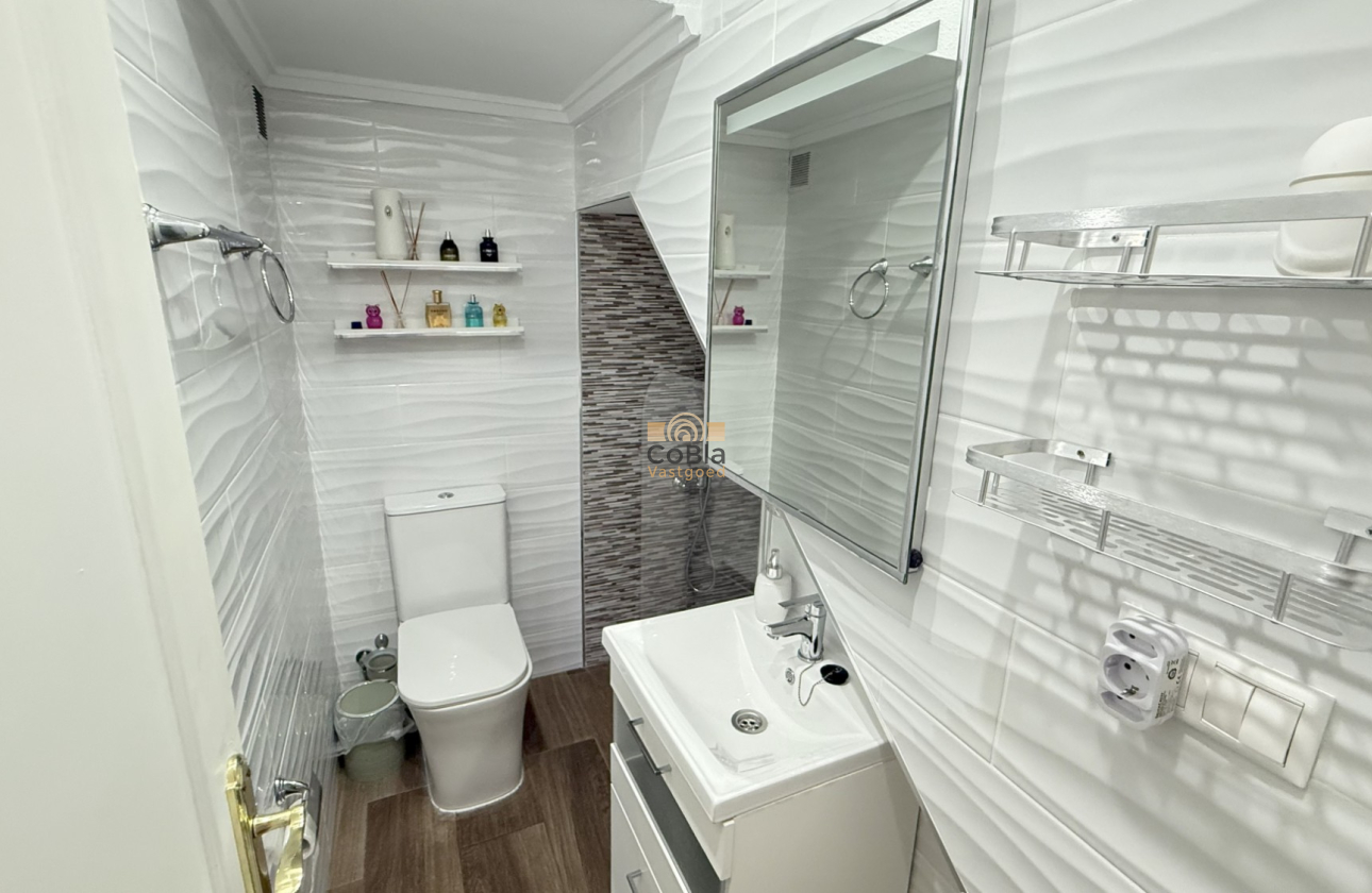 Herverkoop - House - Orihuela Costa - La Zenia