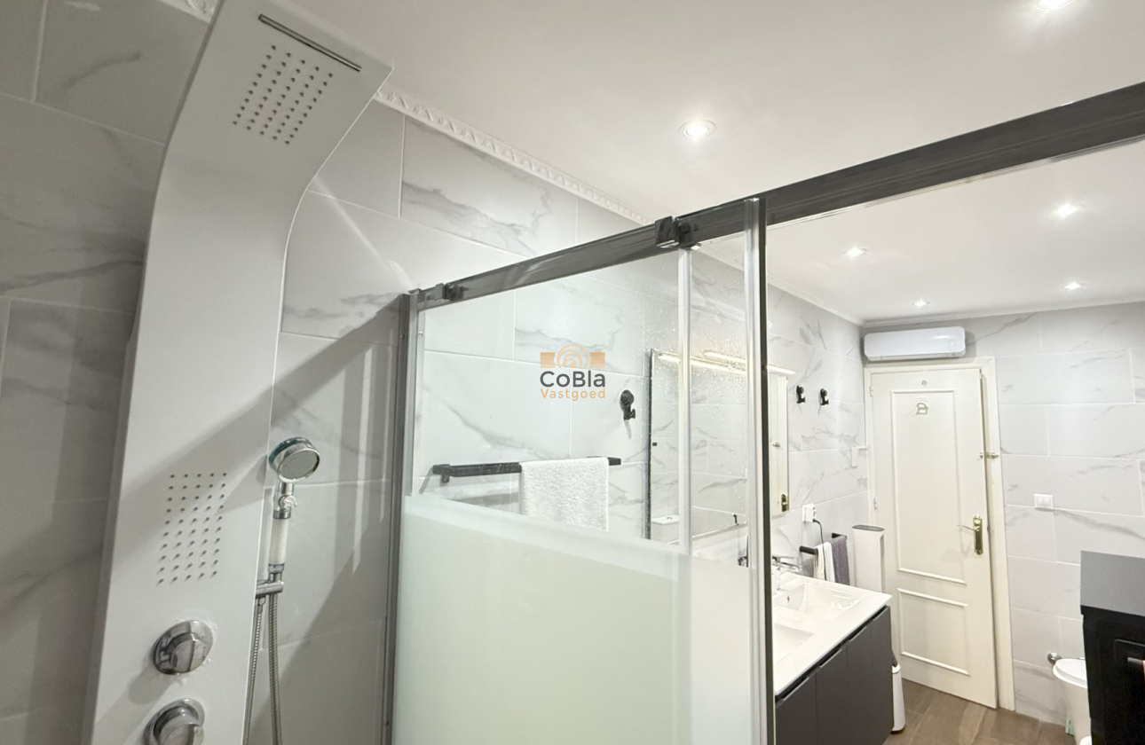 Herverkoop - House - Orihuela Costa - La Zenia