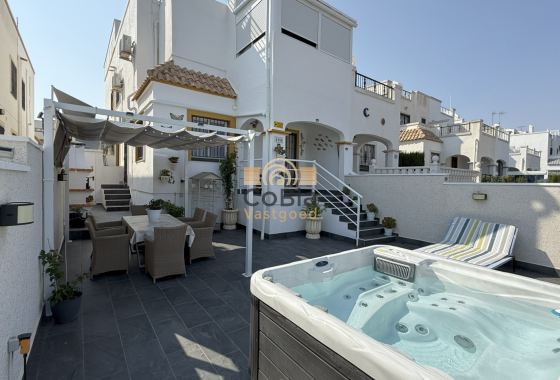 Herverkoop - House - Orihuela Costa - La Zenia