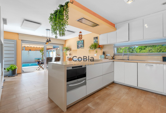 Herverkoop - Villa - Benijofar