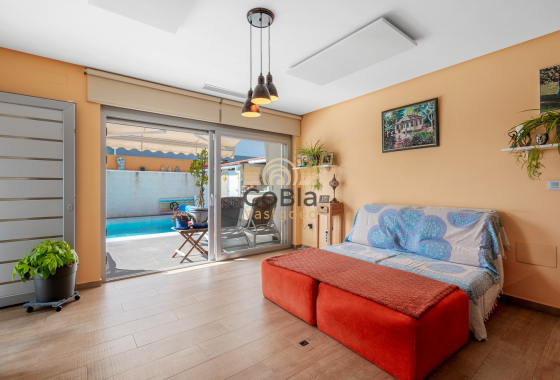 Herverkoop - Villa - Benijofar