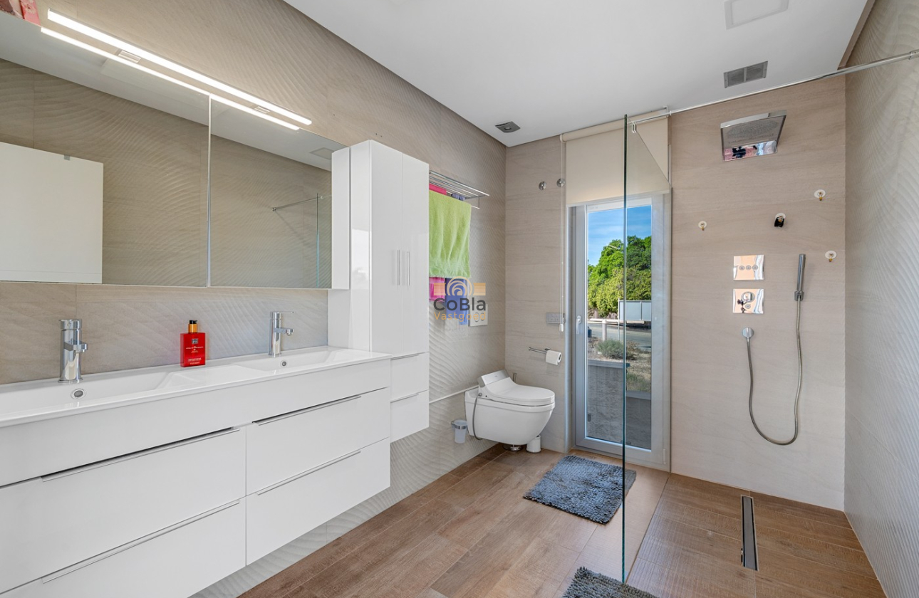 Herverkoop - Villa - Benijofar