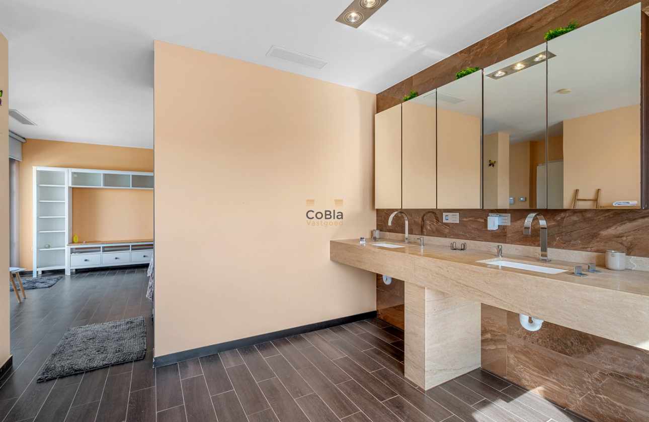 Herverkoop - Villa - Benijofar