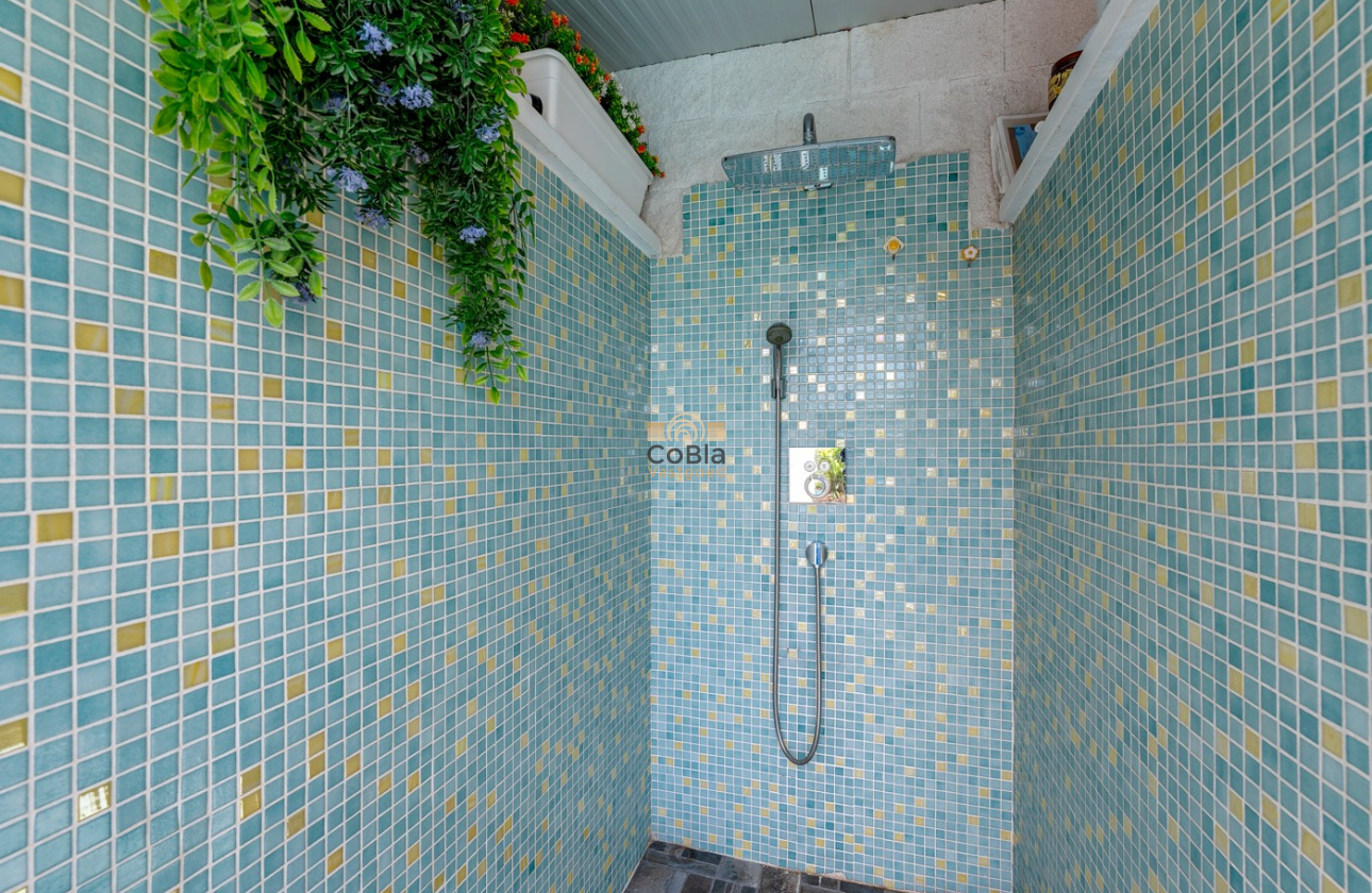 Herverkoop - Villa - Benijofar