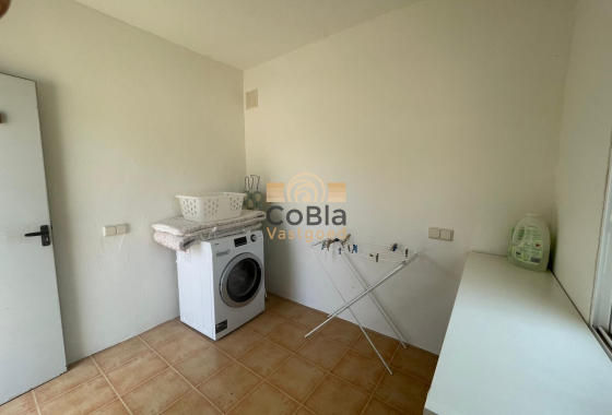 Resale - Finca / Country Property - Abanilla