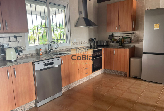 Resale - Finca / Country Property - Abanilla