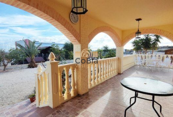 Herverkoop - 5. Finca / Country Property - Fortuna