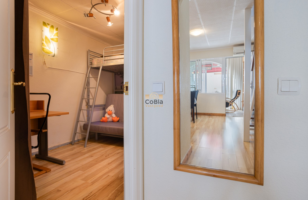 Herverkoop - Terraced house / Townhouse - Torrevieja - La Siesta