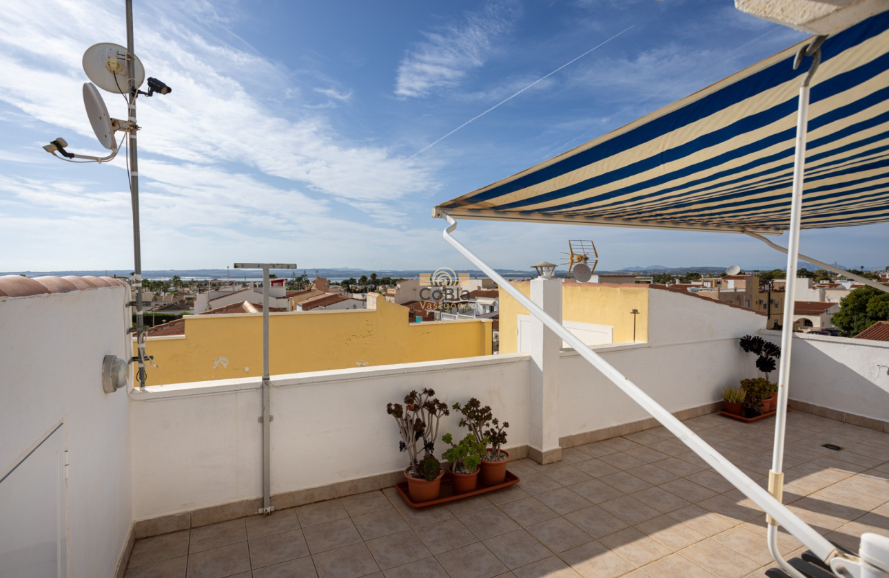 Herverkoop - Terraced house / Townhouse - Torrevieja - La Siesta