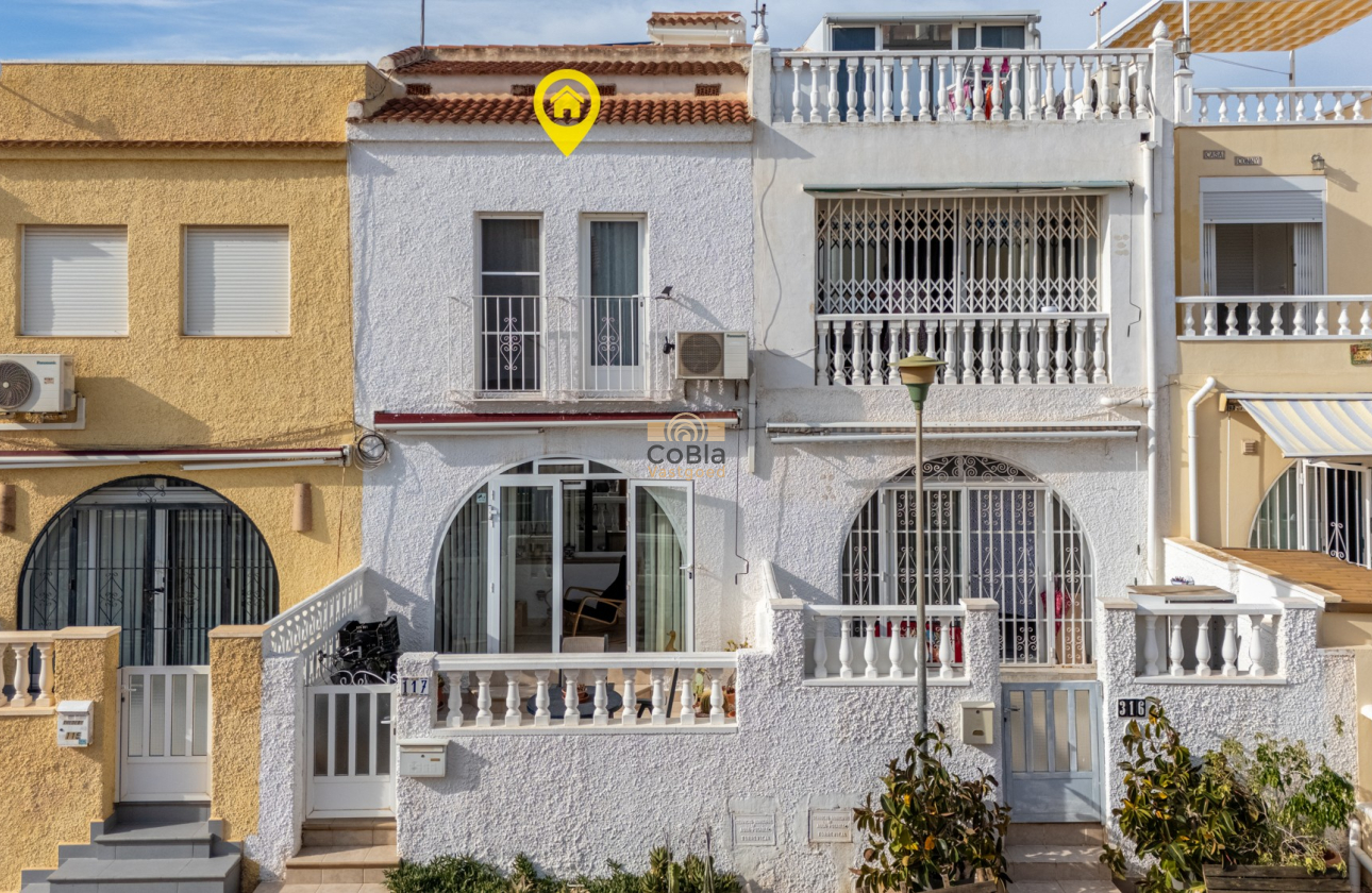 Herverkoop - Terraced house / Townhouse - Torrevieja - La Siesta