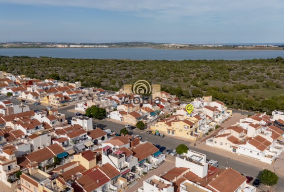 Herverkoop - Terraced house / Townhouse - Torrevieja - La Siesta