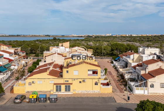 Herverkoop - Terraced house / Townhouse - Torrevieja - La Siesta