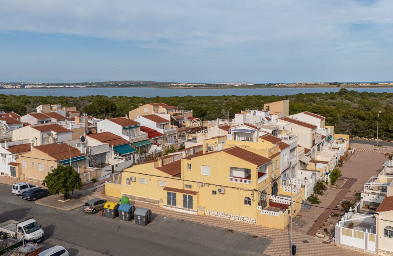 Herverkoop - Terraced house / Townhouse - Torrevieja - La Siesta