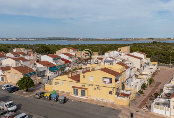 Herverkoop - Terraced house / Townhouse - Torrevieja - La Siesta