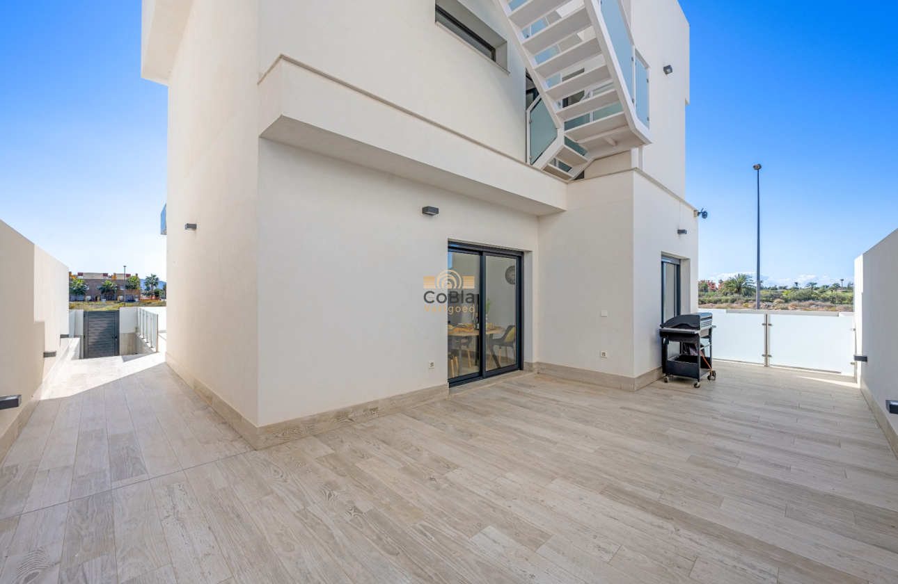 Herverkoop - Villa - Los Alcazares - Serena Golf