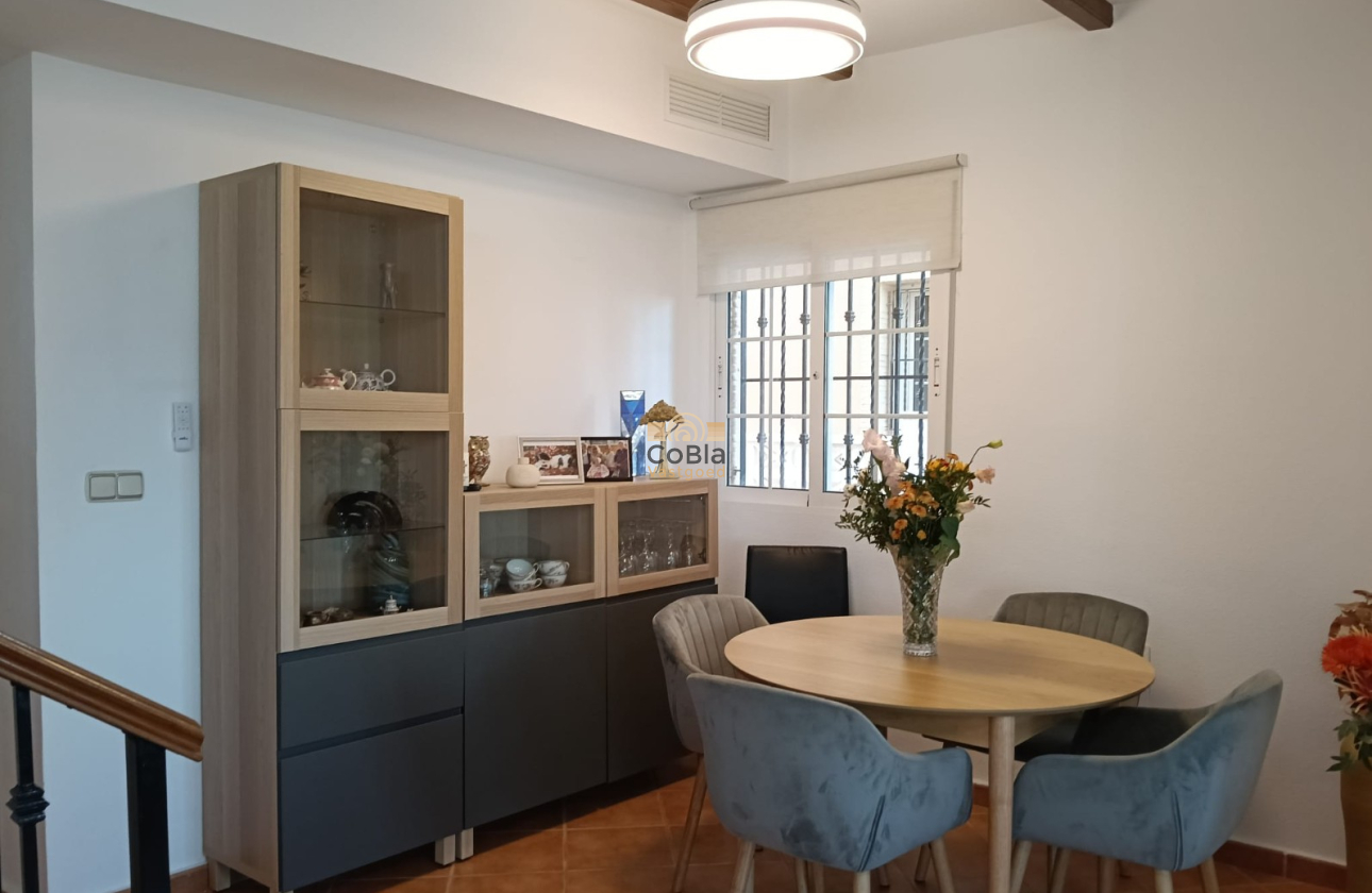 Wiederverkauf - House - Detached Villa (4) - Los Montesinos - La Herrada