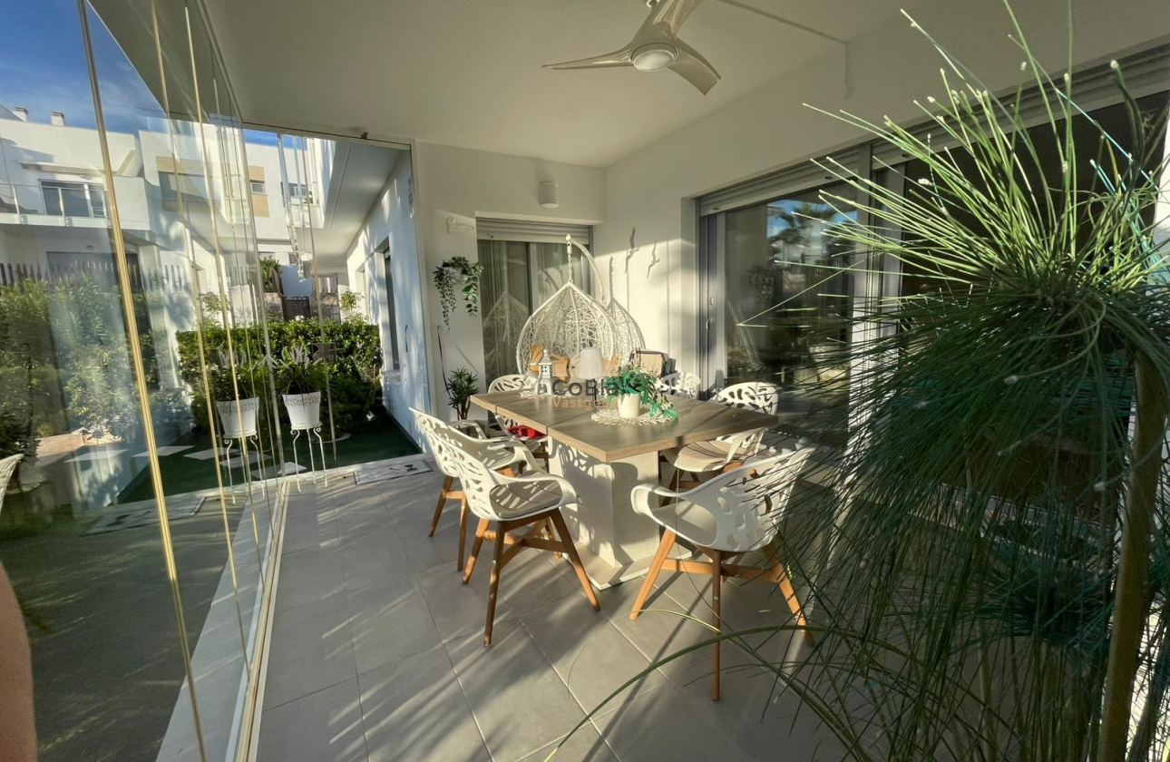 Herverkoop - 1. Apartment / flat - Orihuela - Vistabella Golf