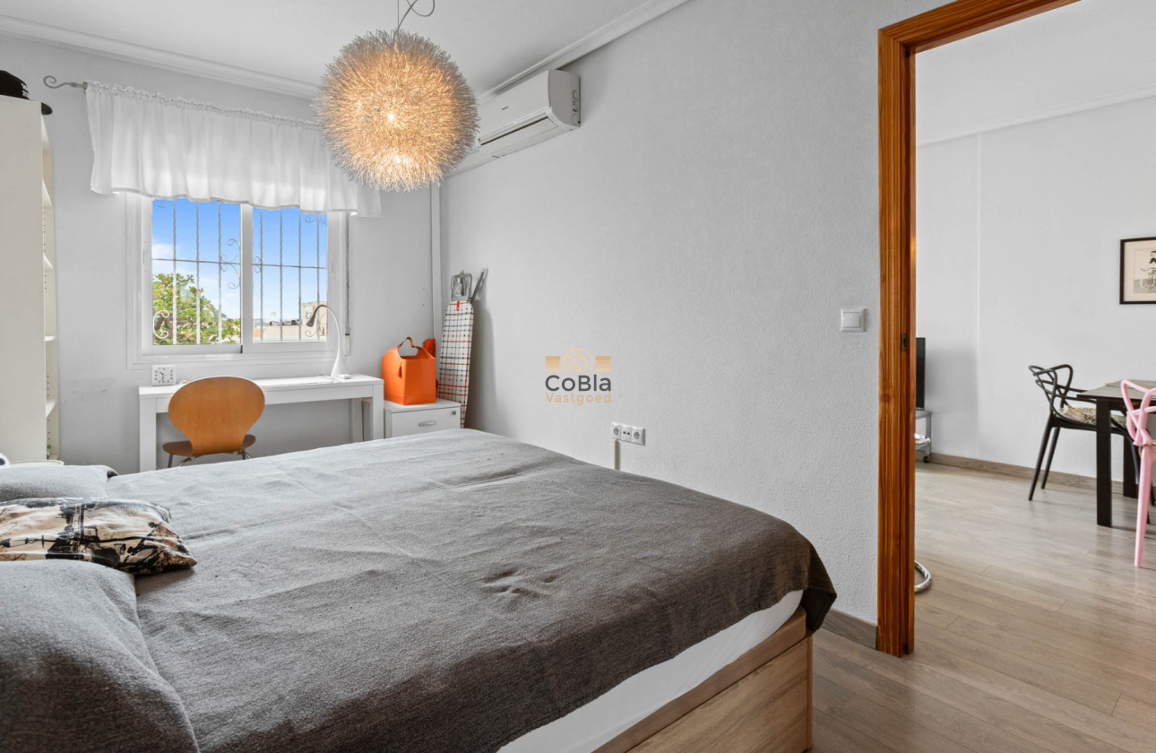 Herverkoop - Apartment - Top Floor Apartment - Torrevieja