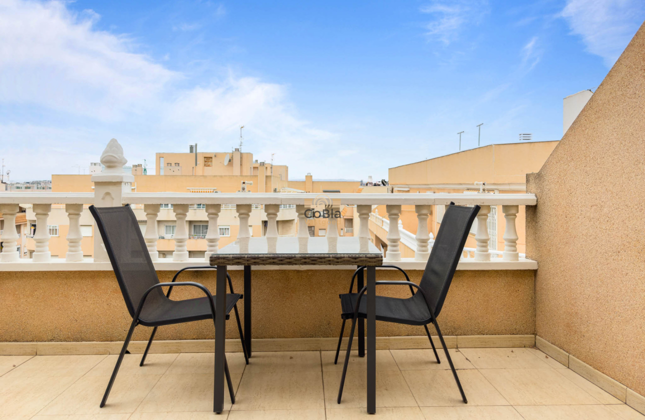 Herverkoop - Apartment - Top Floor Apartment - Torrevieja