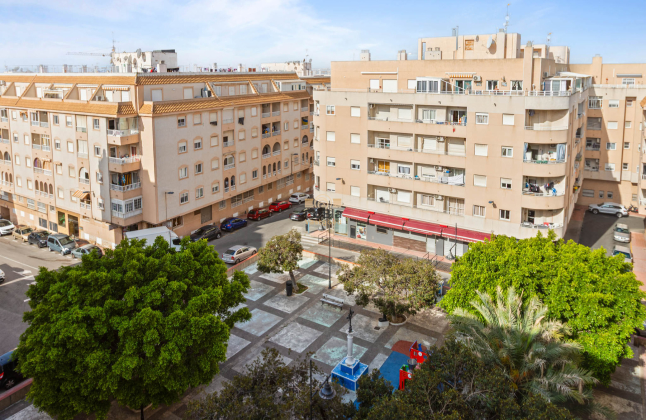 Herverkoop - Apartment - Top Floor Apartment - Torrevieja