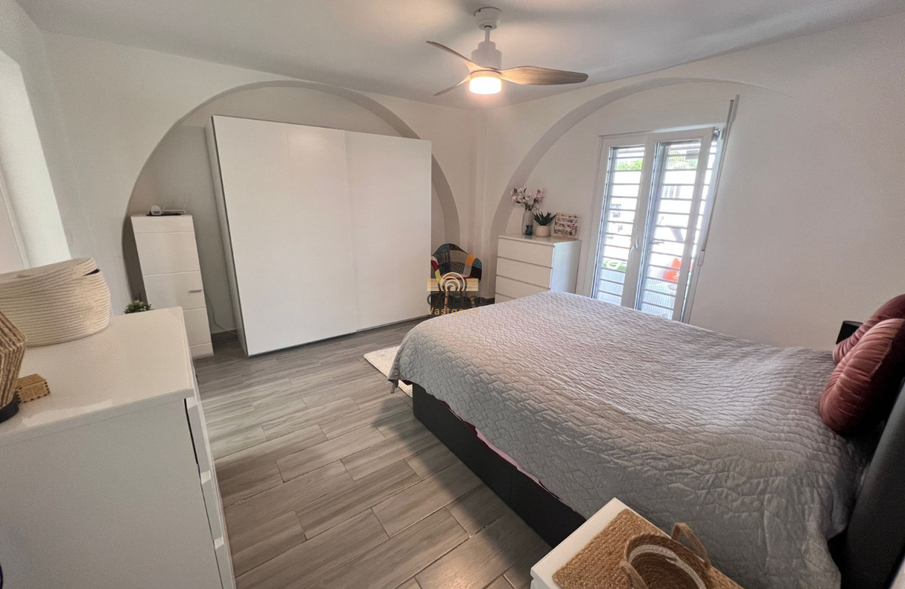 Herverkoop - Finca Country Property - Elche Pedanías - La Marina