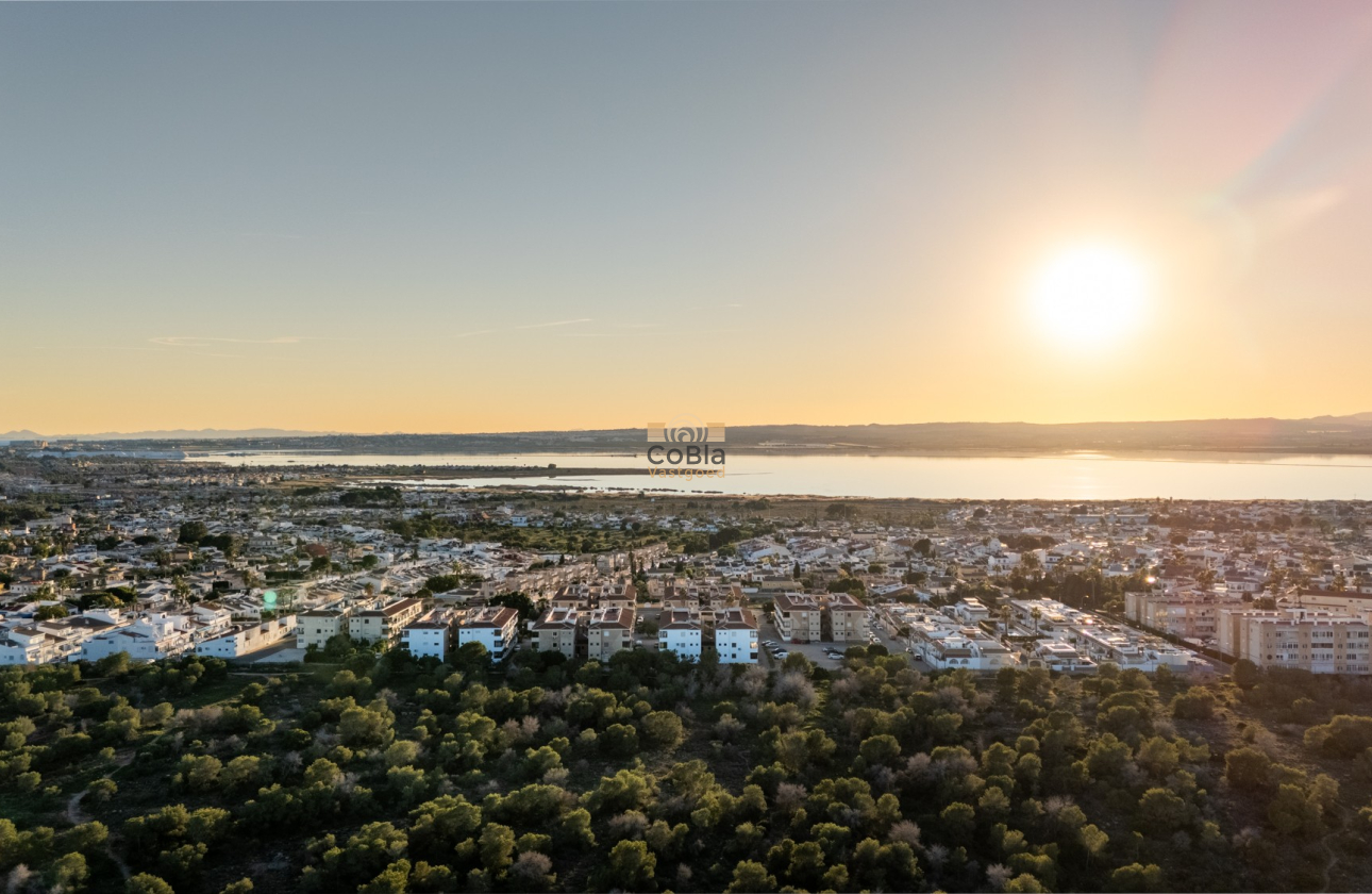 Herverkoop - Apartment flat - Torrevieja - La Siesta