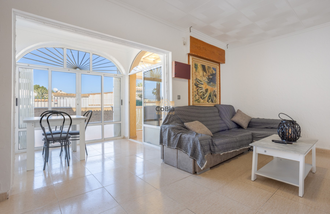 Revente - Detached Villa - Torrevieja - Urbanización San Luis