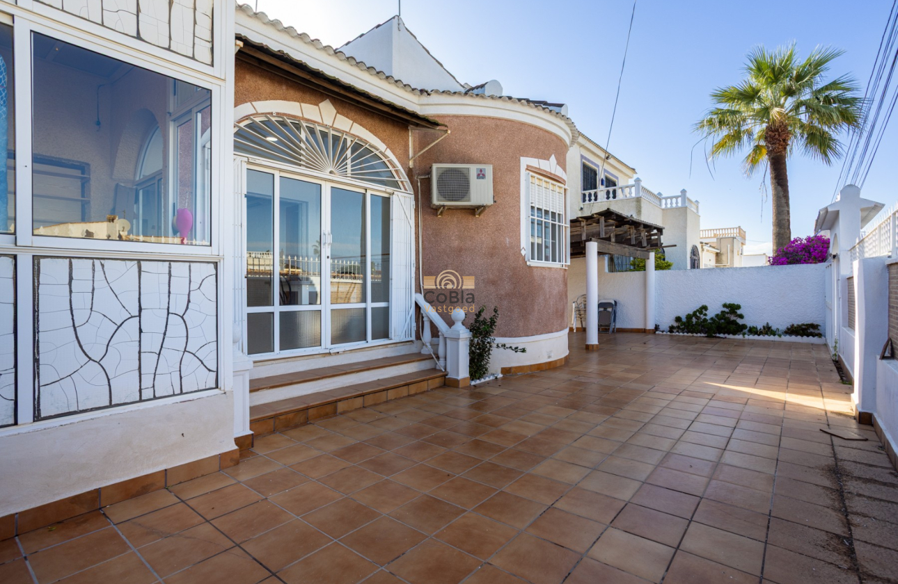 Revente - Detached Villa - Torrevieja - Urbanización San Luis