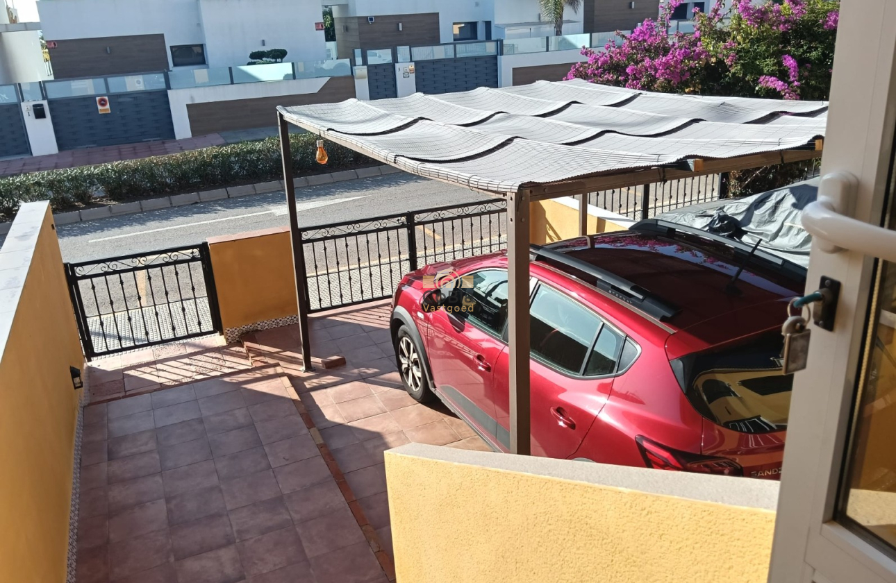 Revente - Apartment flat - Los Montesinos - La Herrada