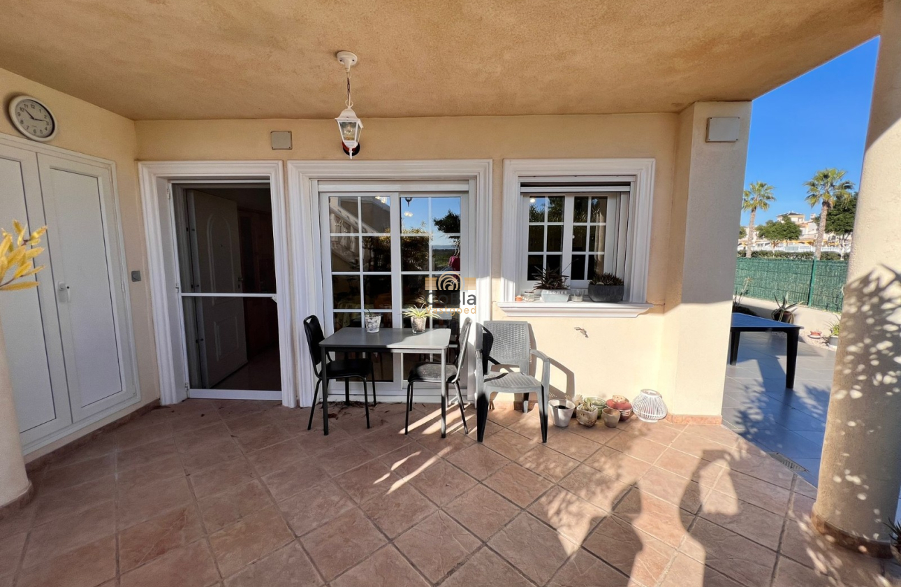 Herverkoop - Apartment flat - Guardamar del Segura - El Raso