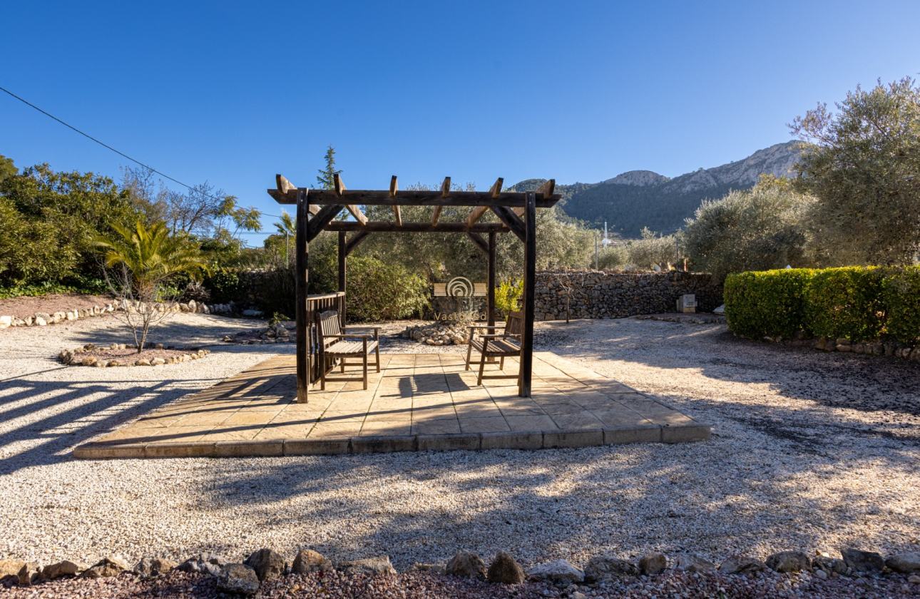 Herverkoop - Finca Country Property - La Zarza