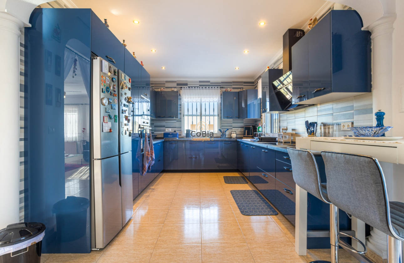 Herverkoop - Finca Country Property - La Zarza