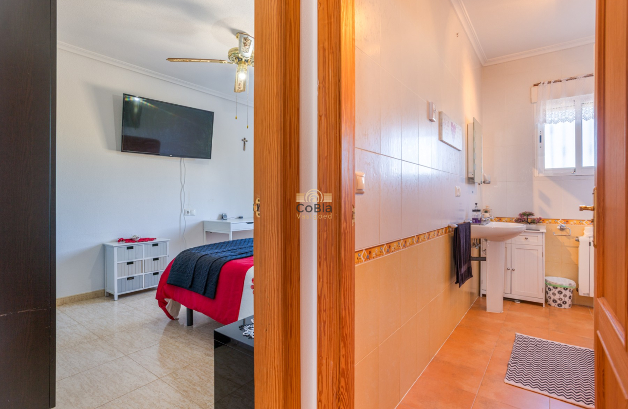 Herverkoop - Finca Country Property - La Zarza