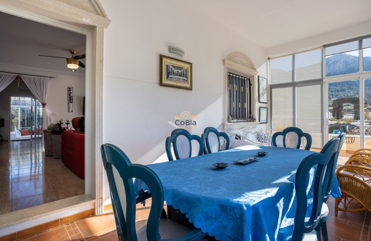 Herverkoop - Finca Country Property - La Zarza